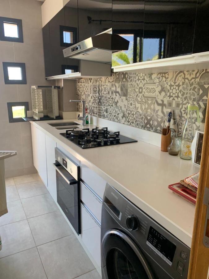 Seafront High Standard Apartment مرتيل المظهر الخارجي الصورة