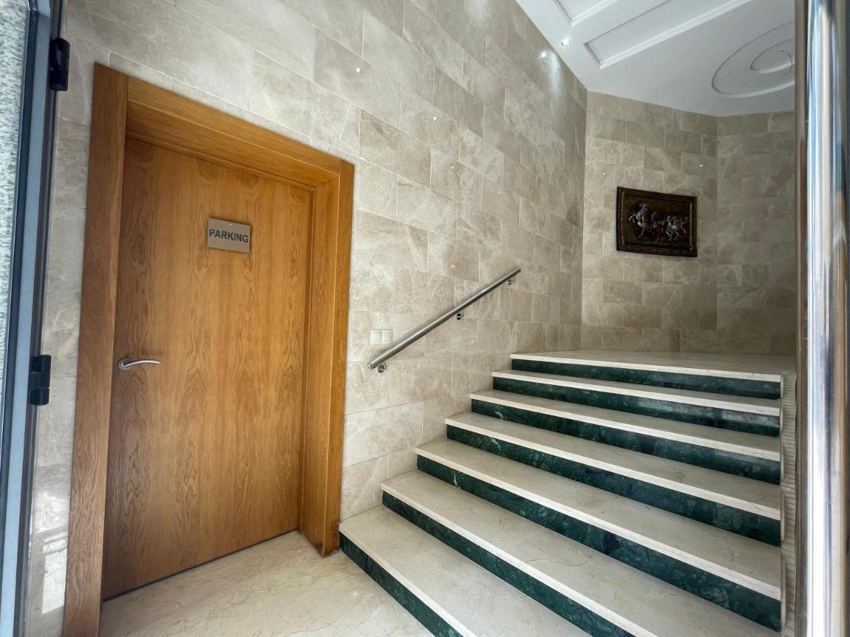 Seafront High Standard Apartment مرتيل المظهر الخارجي الصورة