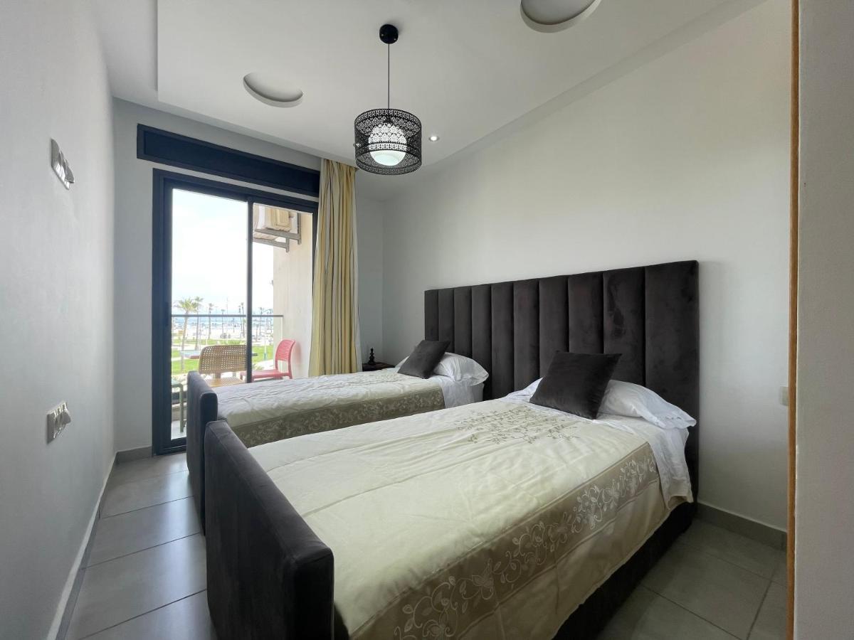 Seafront High Standard Apartment مرتيل المظهر الخارجي الصورة